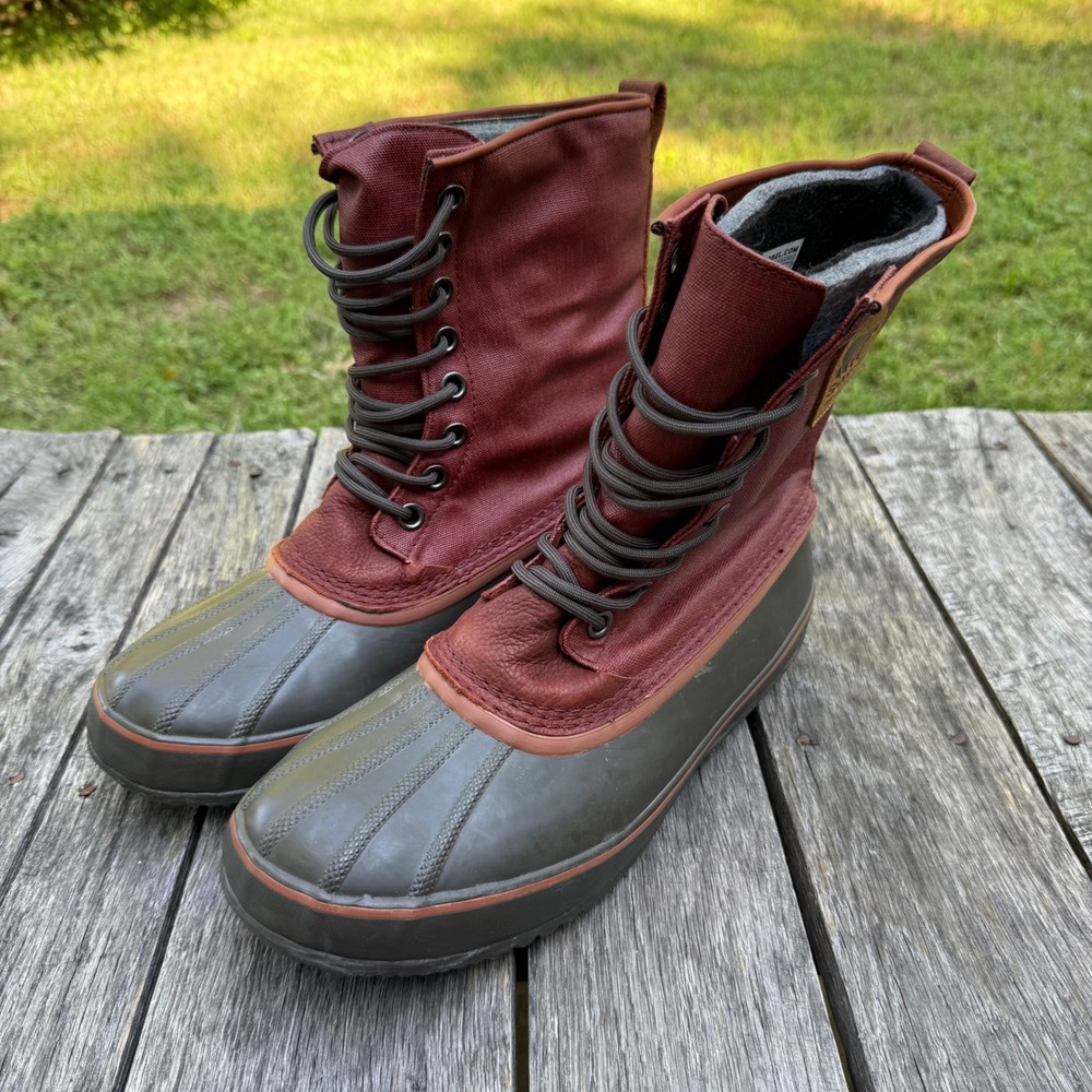 Sorel Caribou Waterproof Winter Duck Boots Mens 11.5 Burgundy Olive NM1560-284